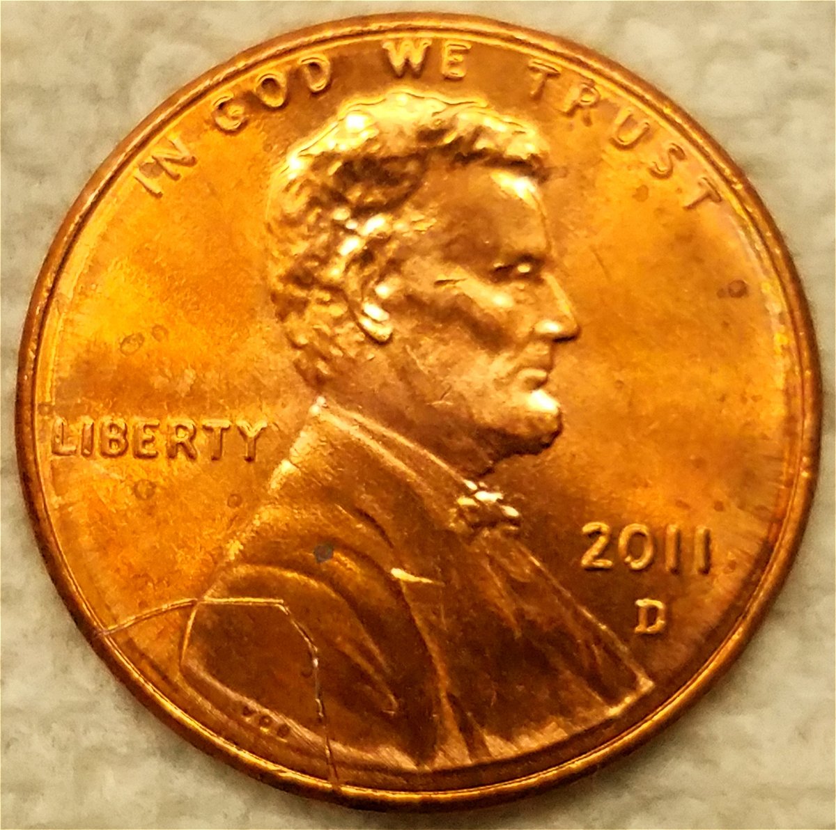 2011-D-Lincoln-Cent-Pre-Cud-On-Obverse-Near-The-VDB-Initials/Letters?